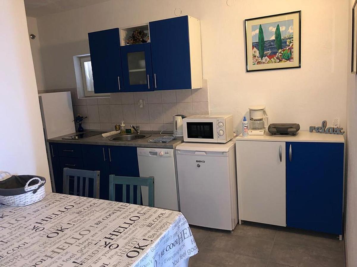 Apartments By The Sea Tucepi, Makarska - 2699 エクステリア 写真